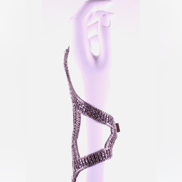 LIONETTE MARSALIS RHINESTONE HAND CHAIN WRIST CLASP - Picture 7 of 10